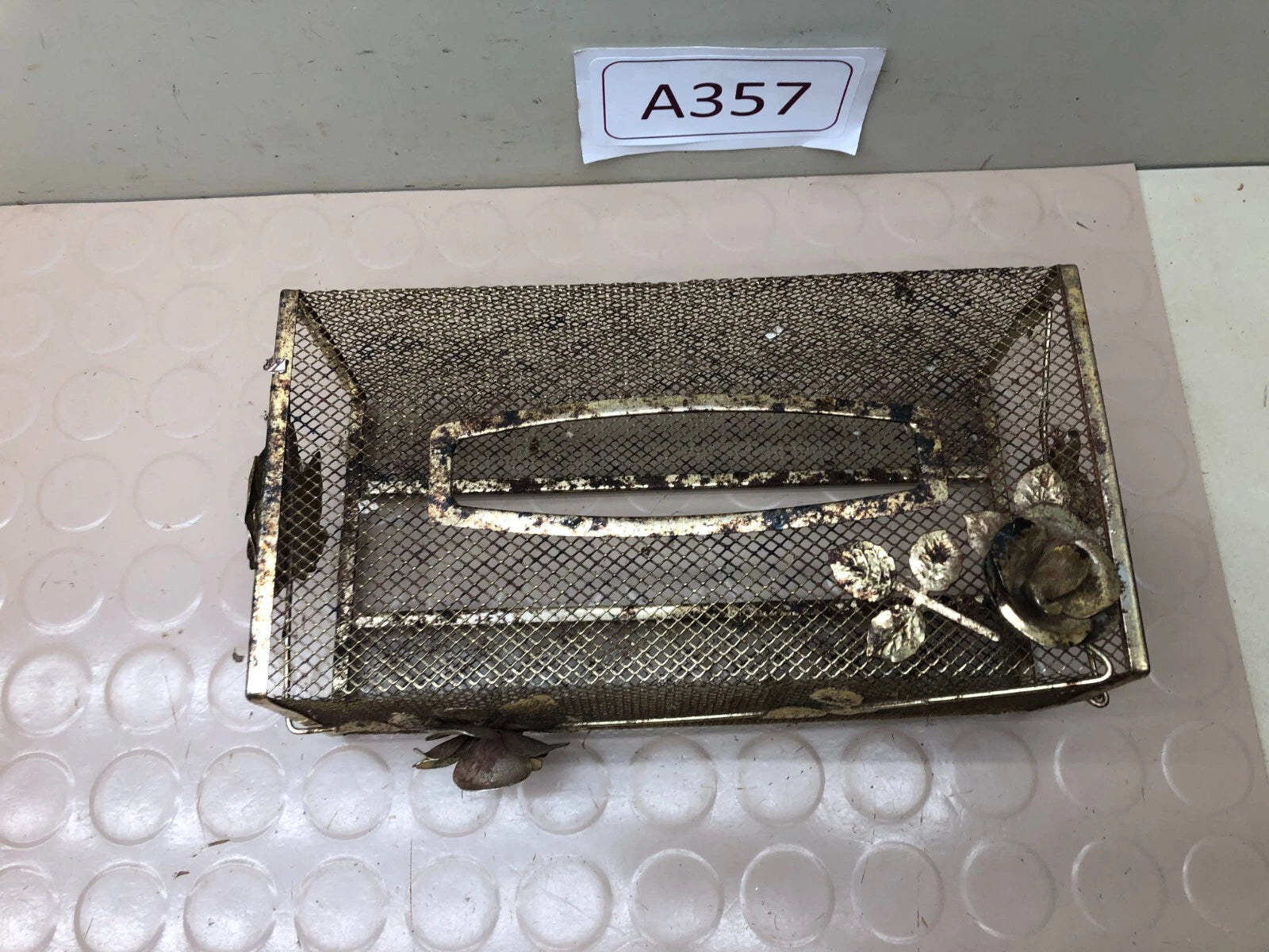 Vintage Tissue Box Cover Gold-Tone With Roses Metal Mesh Vanity Kleenex Holder | eBay