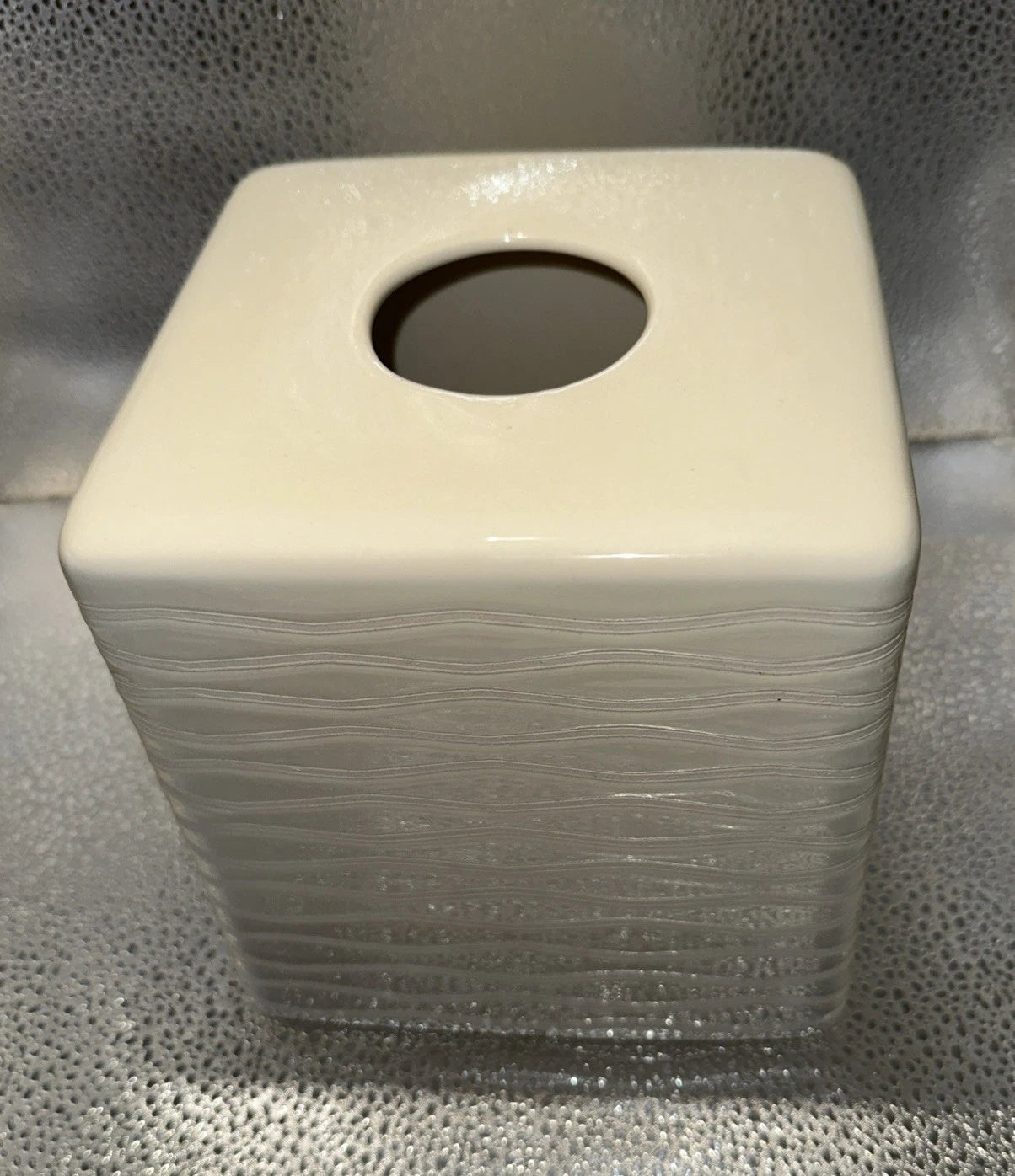 Croscill “Aqualonia” Tissue Box Cover Lines Textured Ribbed Ceramic | eBay