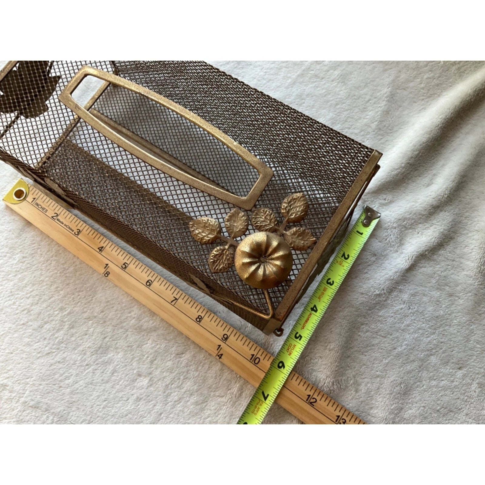 VTG MCM Tissue Box Cover Gold Tone Wire Mesh Hollywood Regency Leaves Flowers 3D | eBay