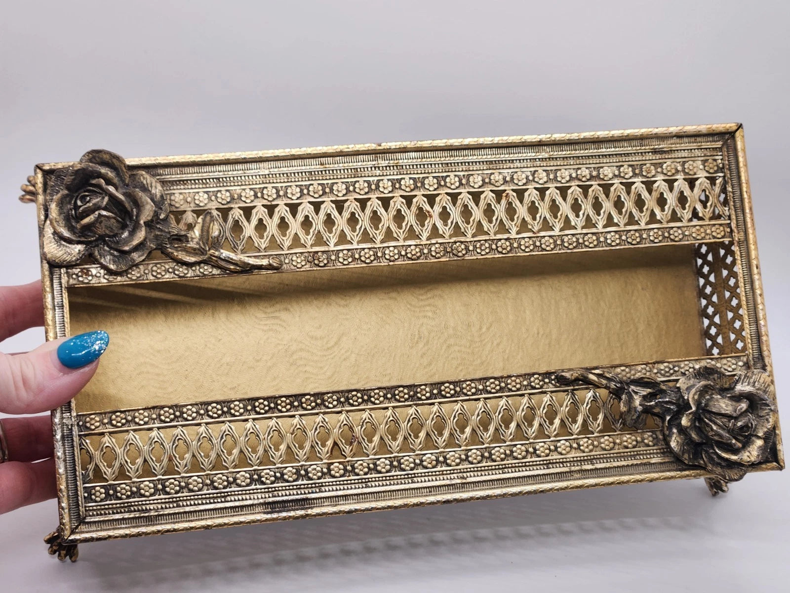 Vintage Gold Filigree Hollywood Regency Claw Footed w/Roses Tissue Box Holder | eBay