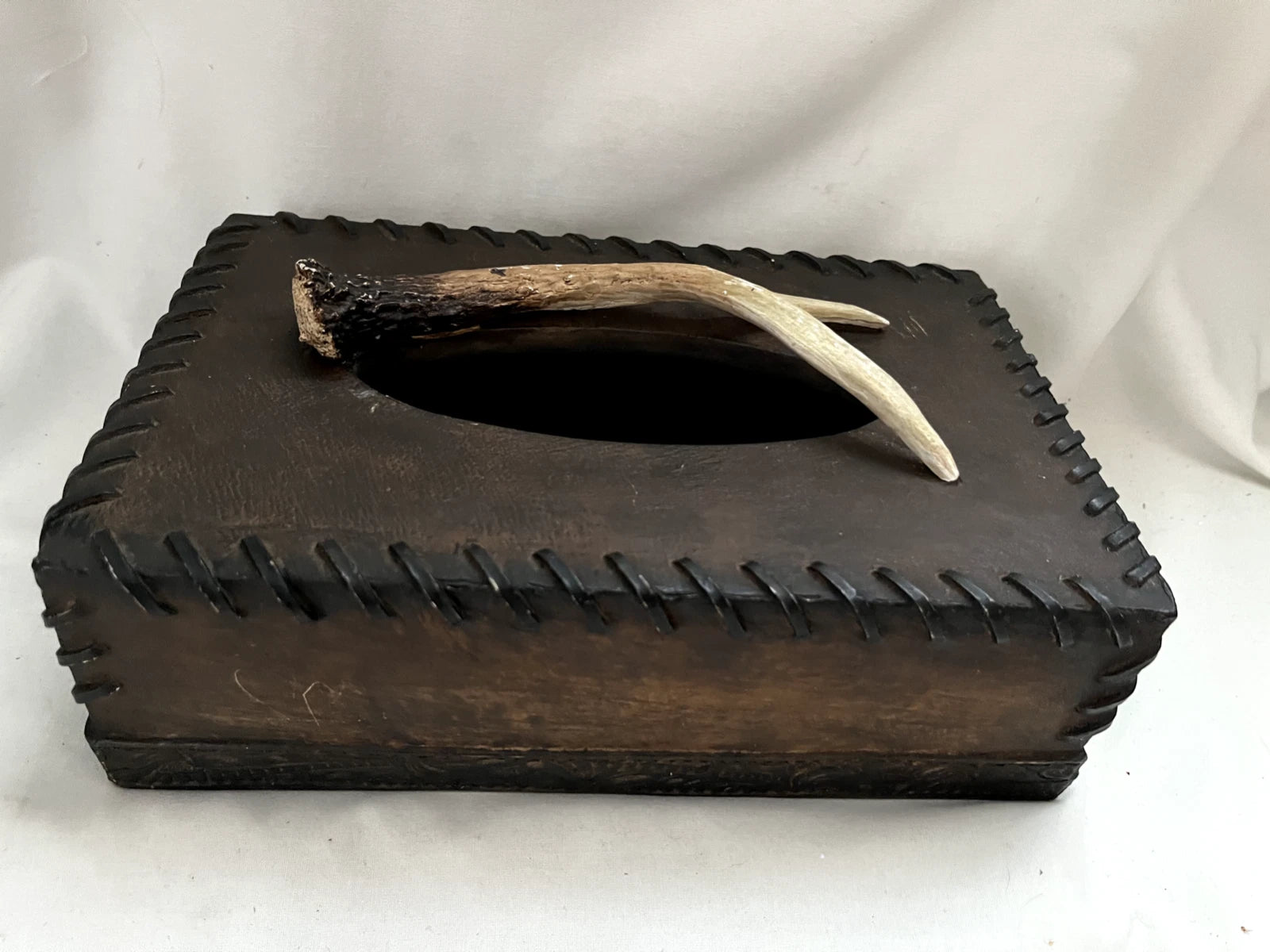 Big Sky Carvers Montana Deer FAUX Antlers Tissue Box Cover Holder Sculpture | eBay