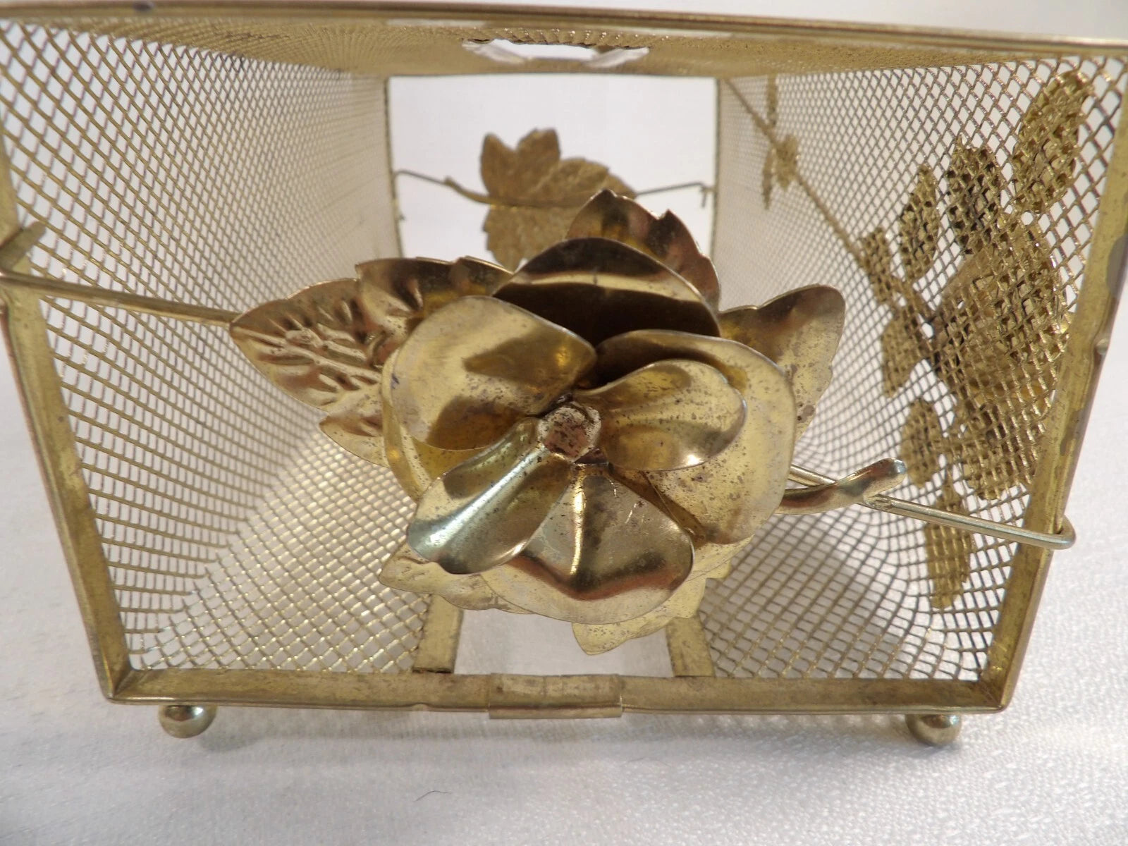 Vintage Tissue Box Holder Gold Color Metal Mesh w/Roses Hollywood Regency Style | eBay