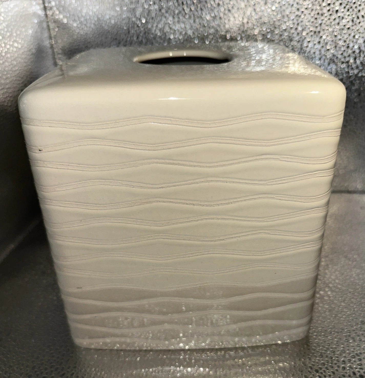 Croscill “Aqualonia” Tissue Box Cover Lines Textured Ribbed Ceramic | eBay