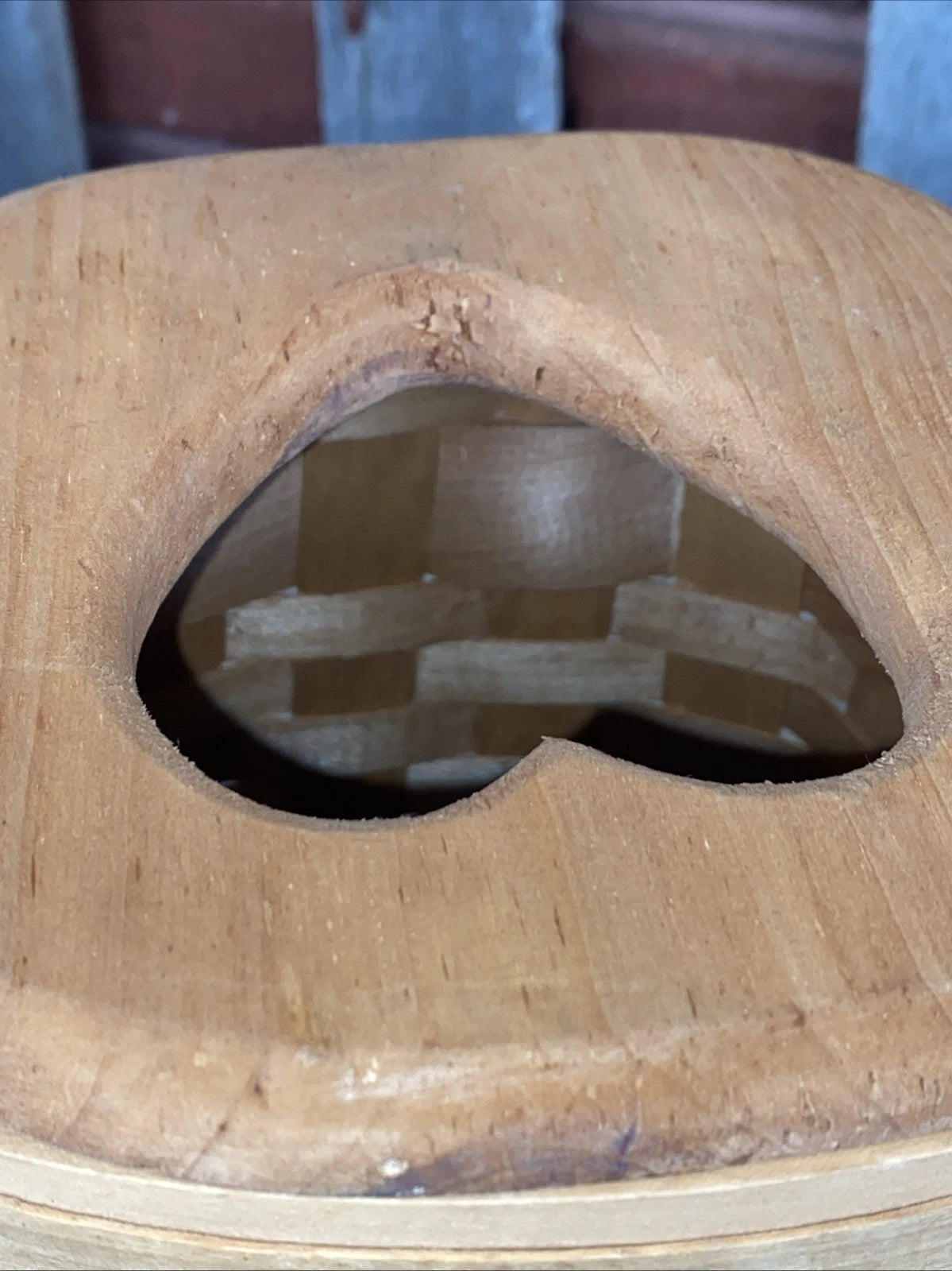 Woven Basket With Wood Lid Painted Apple Design Tissue Box Holder County Decor | eBay