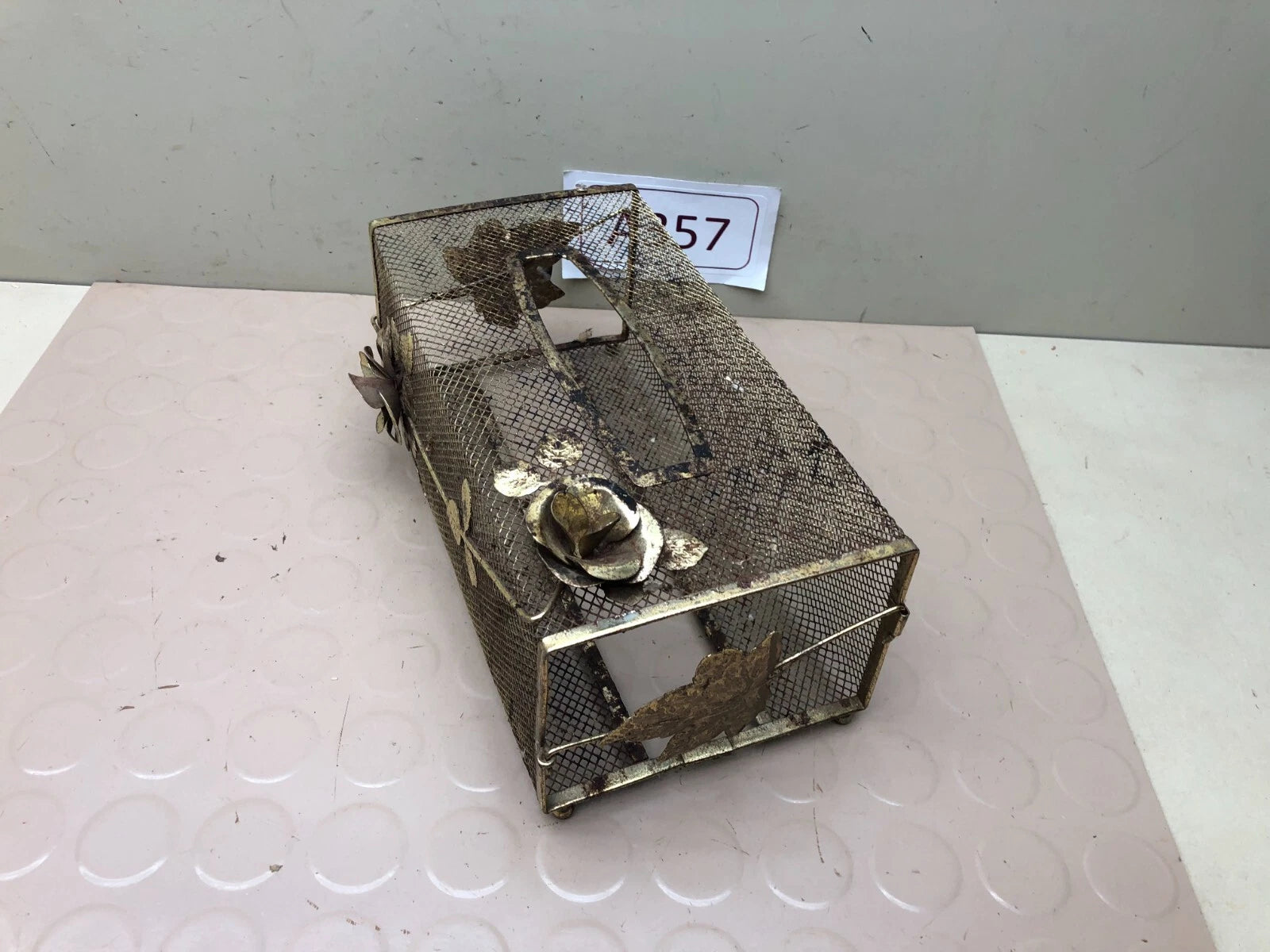 Vintage Tissue Box Cover Gold-Tone With Roses Metal Mesh Vanity Kleenex Holder | eBay