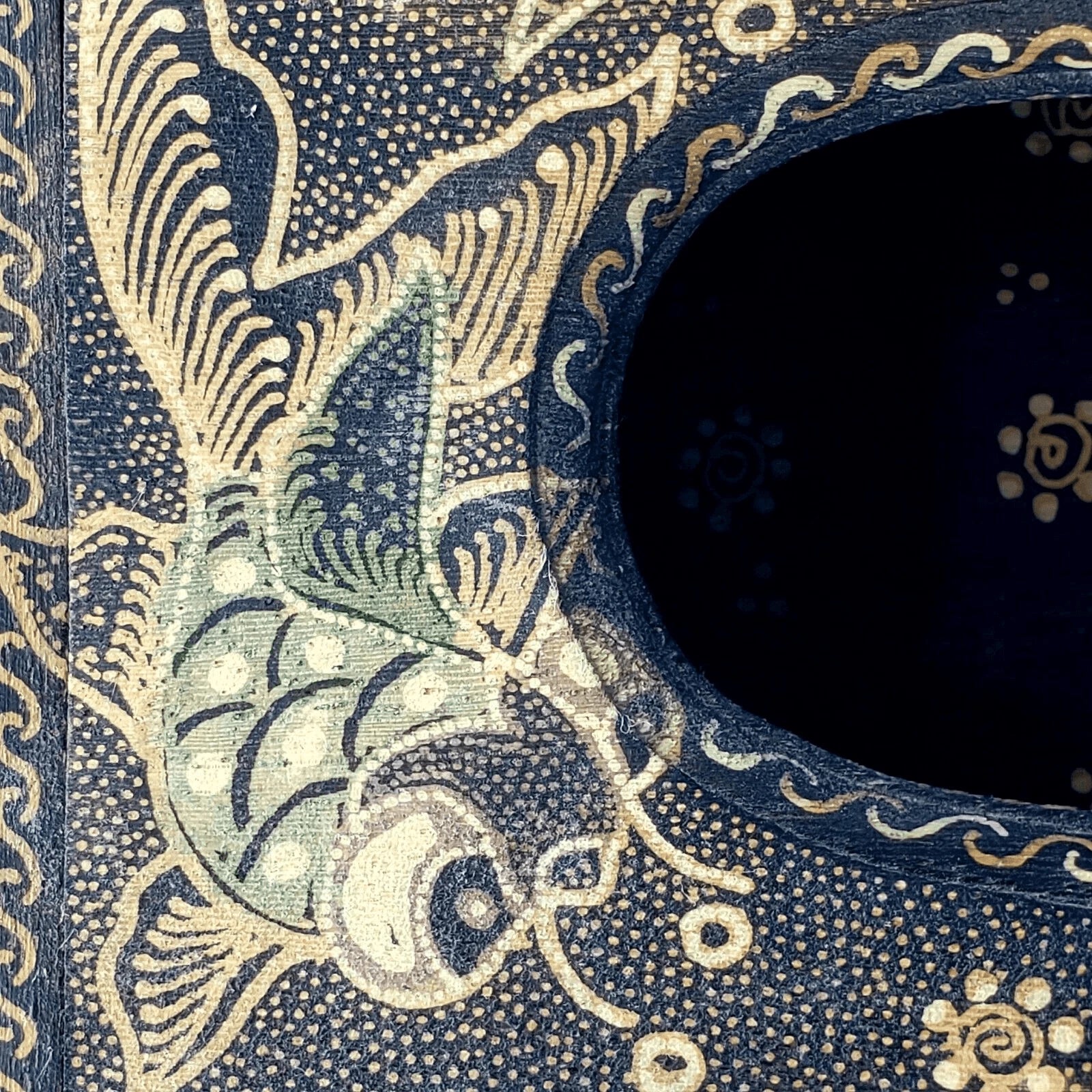 Koi Tissue Box Holder With Golden Accents Elegant Decor Koi Bath | eBay