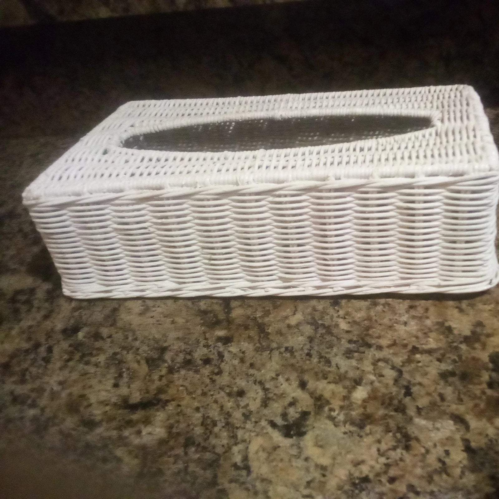 Vintage White Wicker Rattan Tissue Box Holder Cover - Cottage Core | eBay