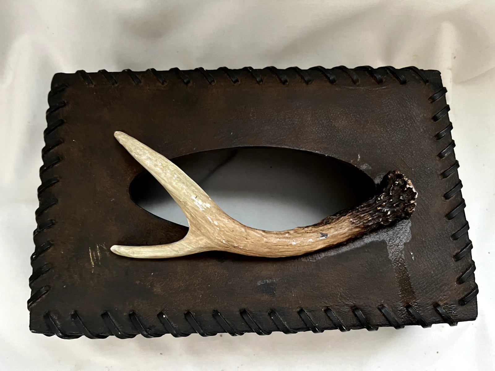 Big Sky Carvers Montana Deer FAUX Antlers Tissue Box Cover Holder Sculpture | eBay