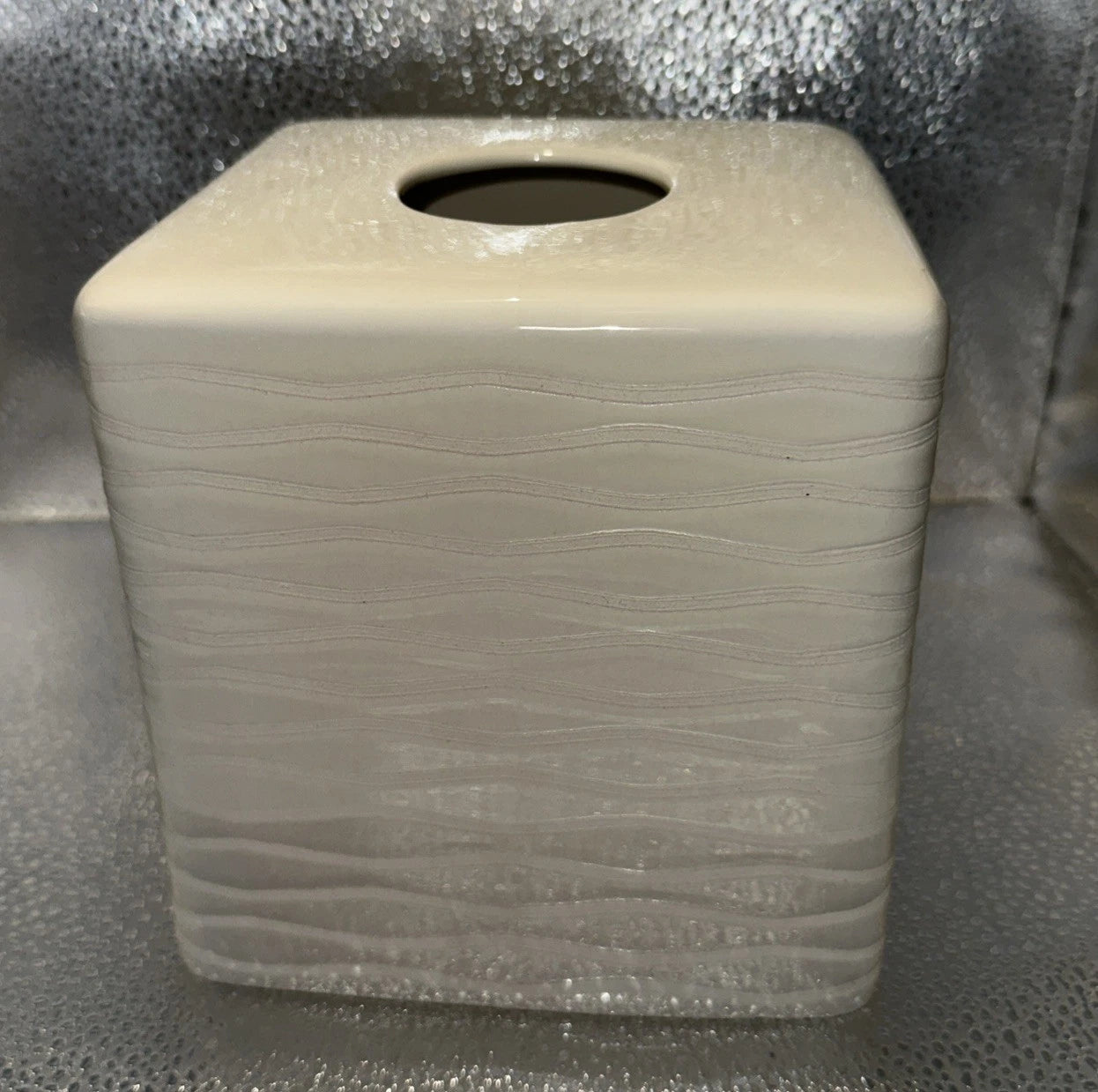 Croscill “Aqualonia” Tissue Box Cover Lines Textured Ribbed Ceramic | eBay