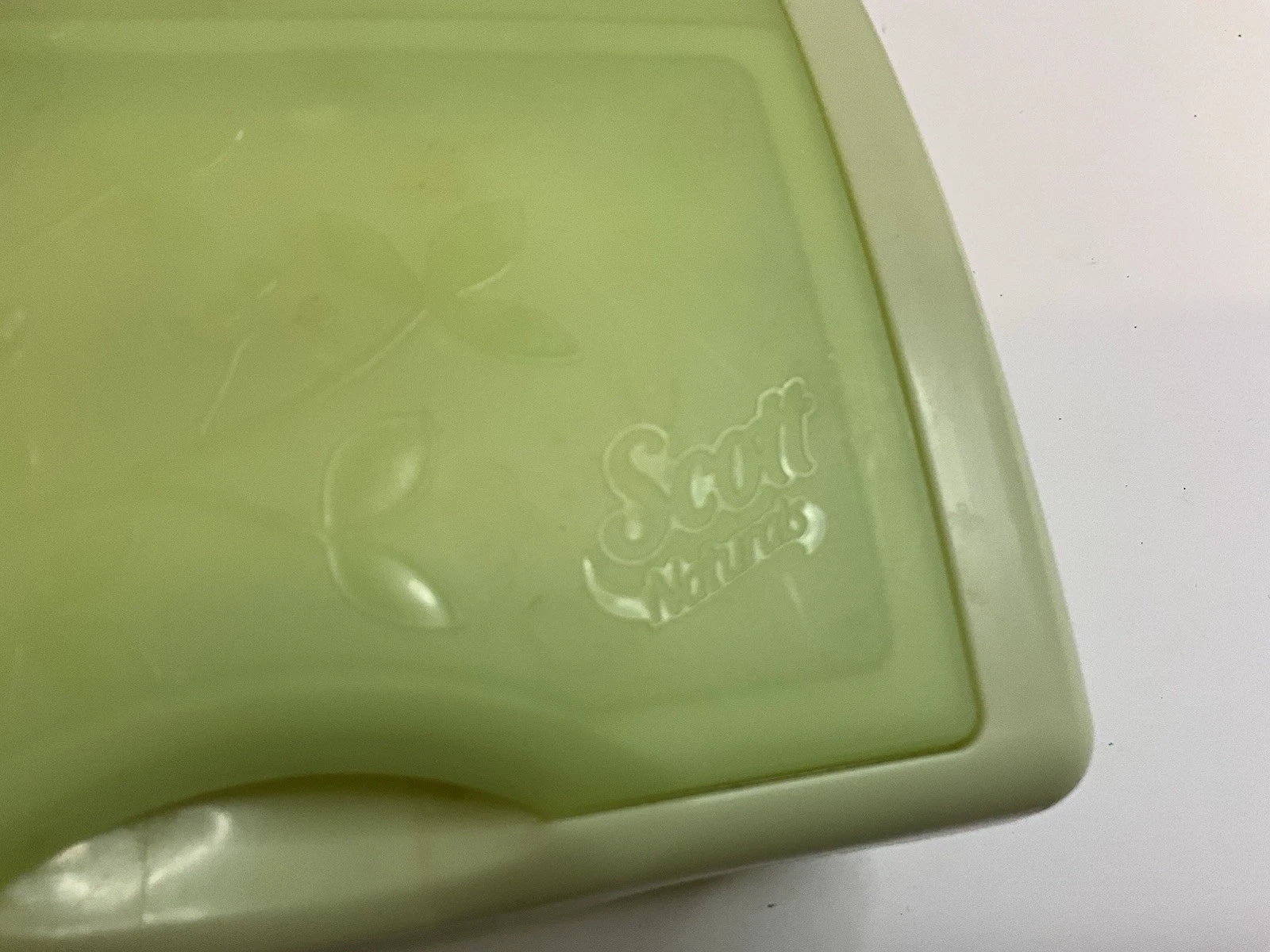 2012 Scott Flushable Adult Wipes Container Light Green Refillable 6” | eBay