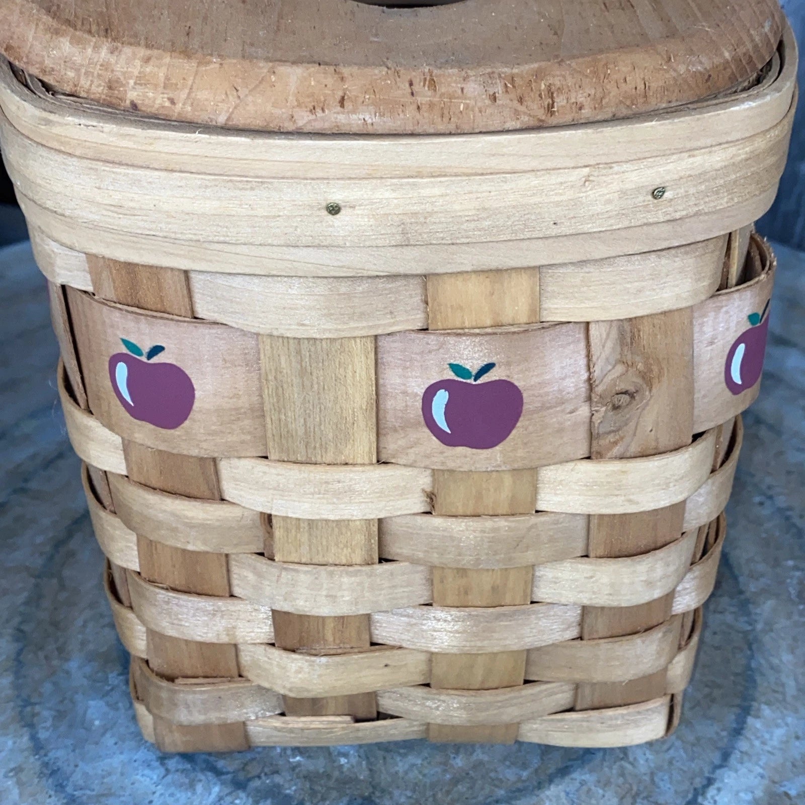 Woven Basket With Wood Lid Painted Apple Design Tissue Box Holder County Decor | eBay