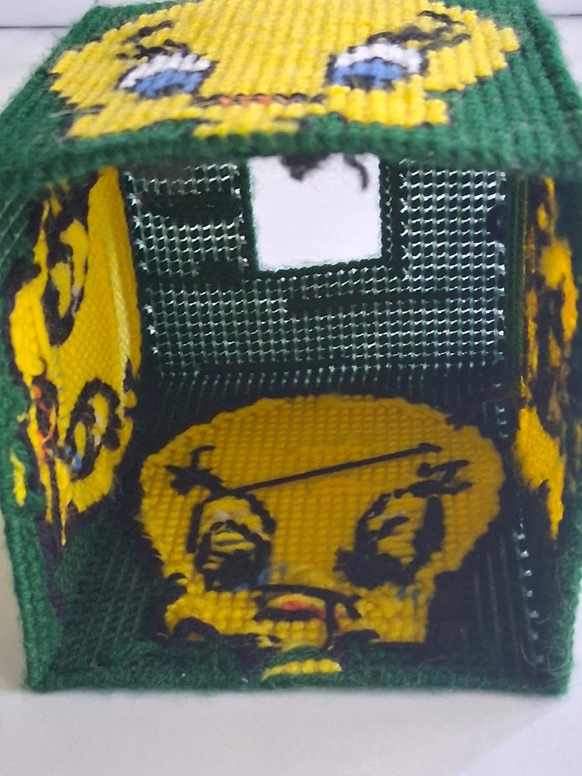 Tissue Box Cover Tweety Bird Nursery Classroom Yarn Cross Stitch Handmade Green | eBay