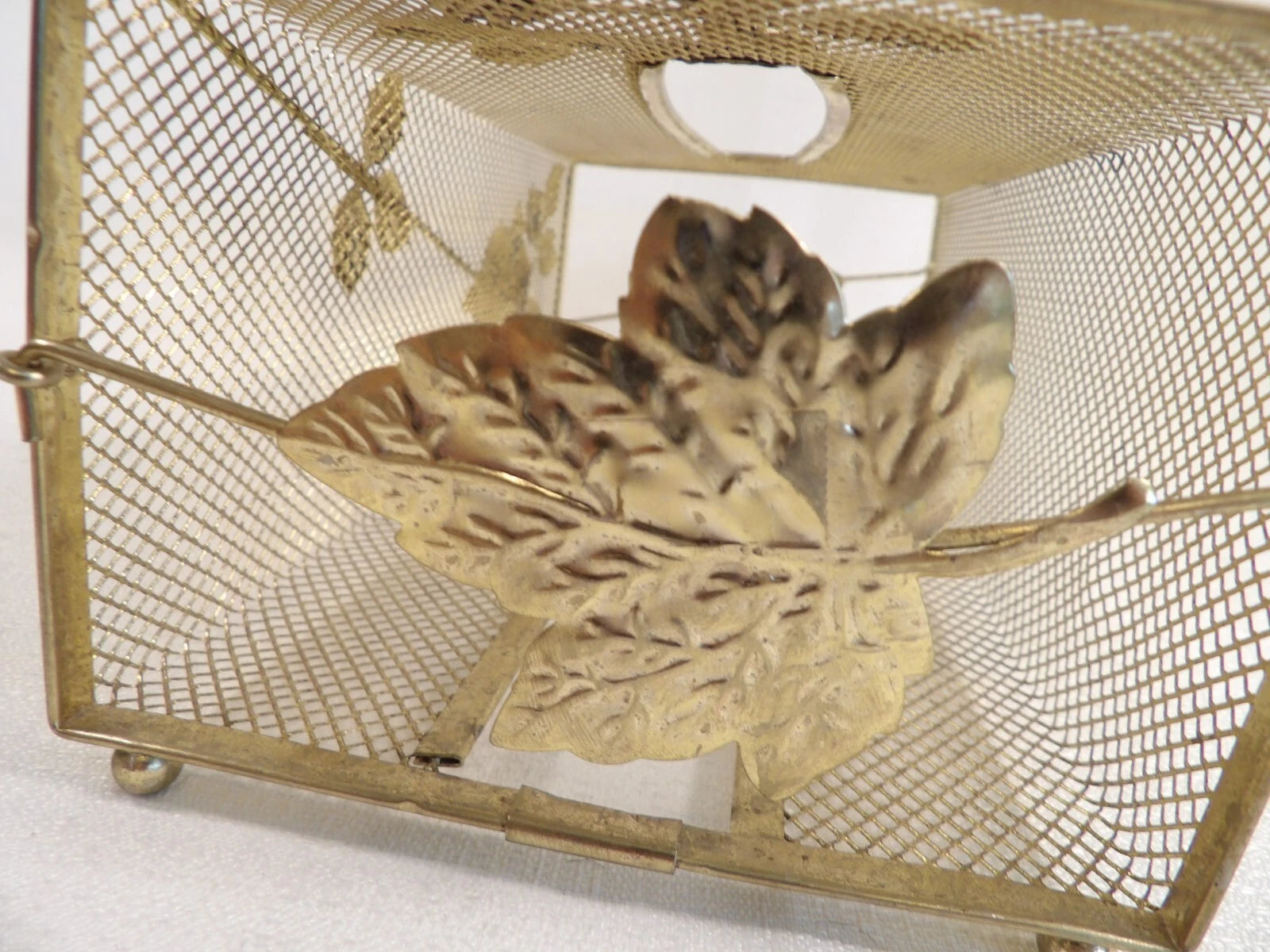 Vintage Tissue Box Holder Gold Color Metal Mesh w/Roses Hollywood Regency Style | eBay