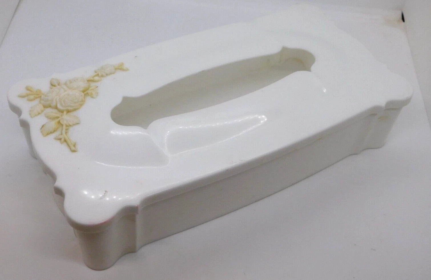 Tissue Box White Roses Schwartz Brothers Plastic MCM Vintage 2 1/4 Inches Tall | eBay