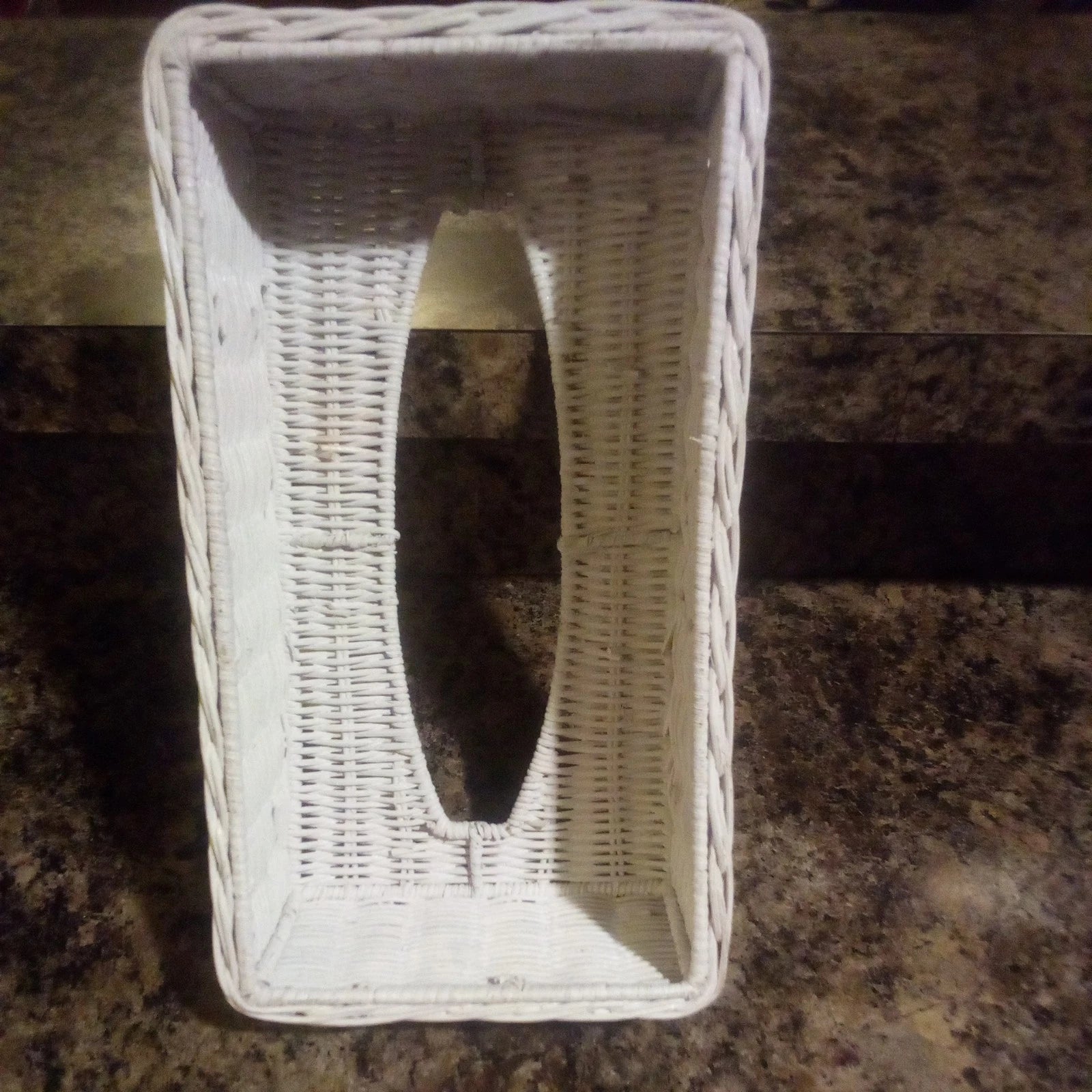 Vintage White Wicker Rattan Tissue Box Holder Cover - Cottage Core | eBay