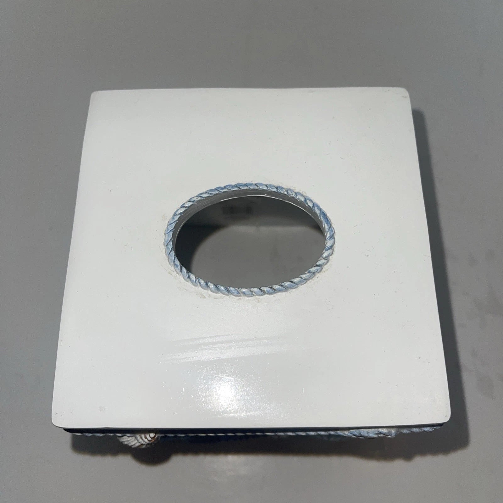 Avanti Linens Island View Tissue Box Cover Blue and Beige H 5 3/4"x D 5 1/4" | eBay