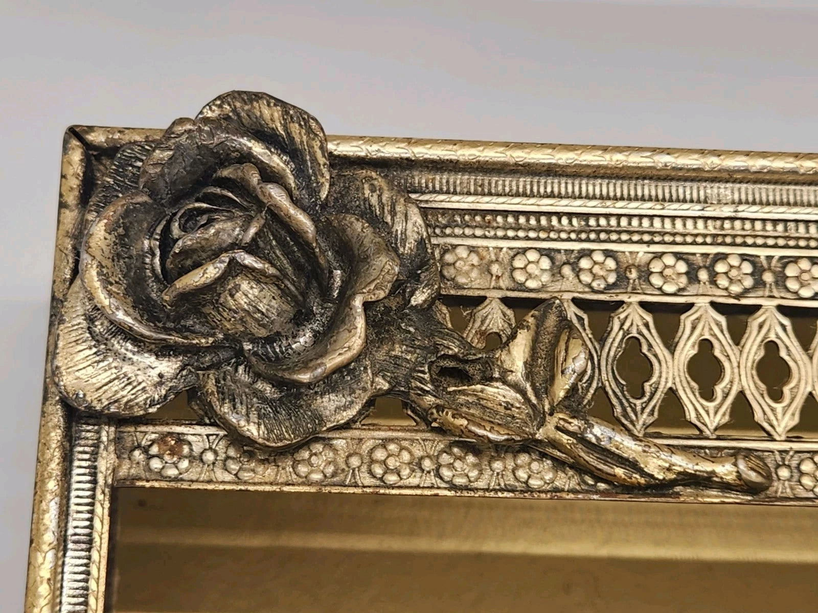 Vintage Gold Filigree Hollywood Regency Claw Footed w/Roses Tissue Box Holder | eBay