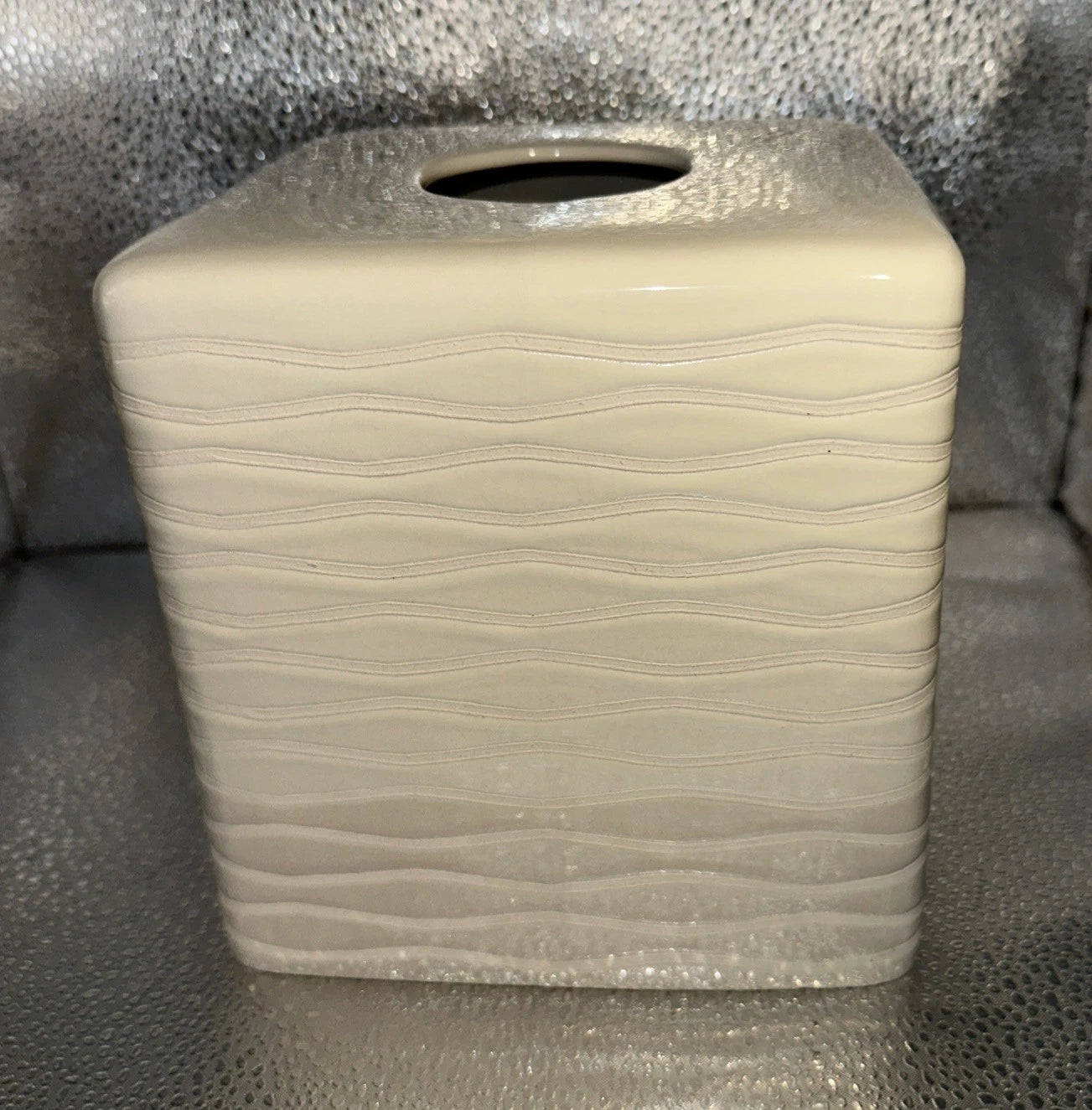 Croscill “Aqualonia” Tissue Box Cover Lines Textured Ribbed Ceramic | eBay