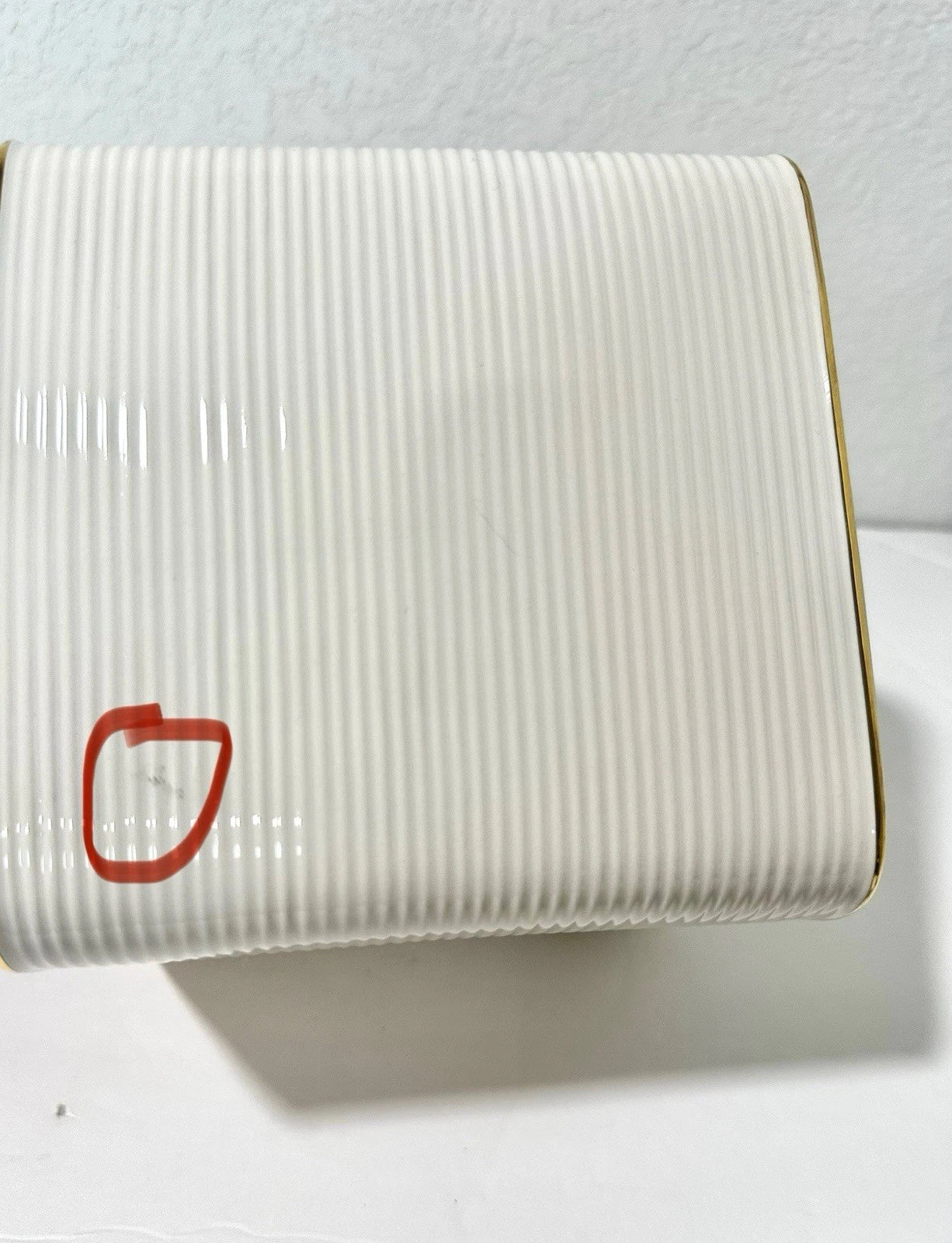 Charter Club Home Classic Ribbed Tissue Holder White /Gold Trim Preowned | eBay