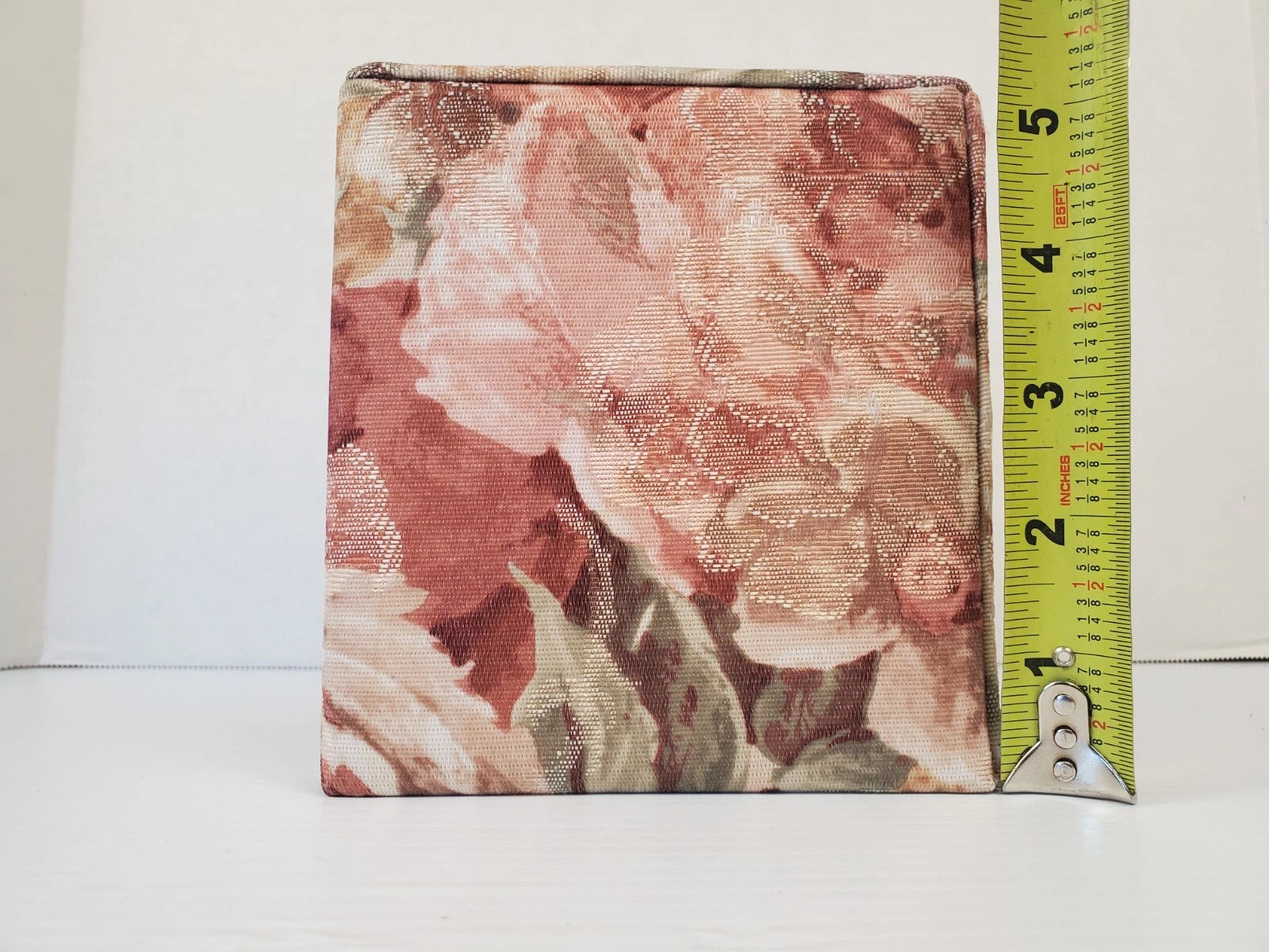 Croscill Cotswold Tissue Box Cover Floral Tapestry Fabric Shabby Chic Cottage | eBay