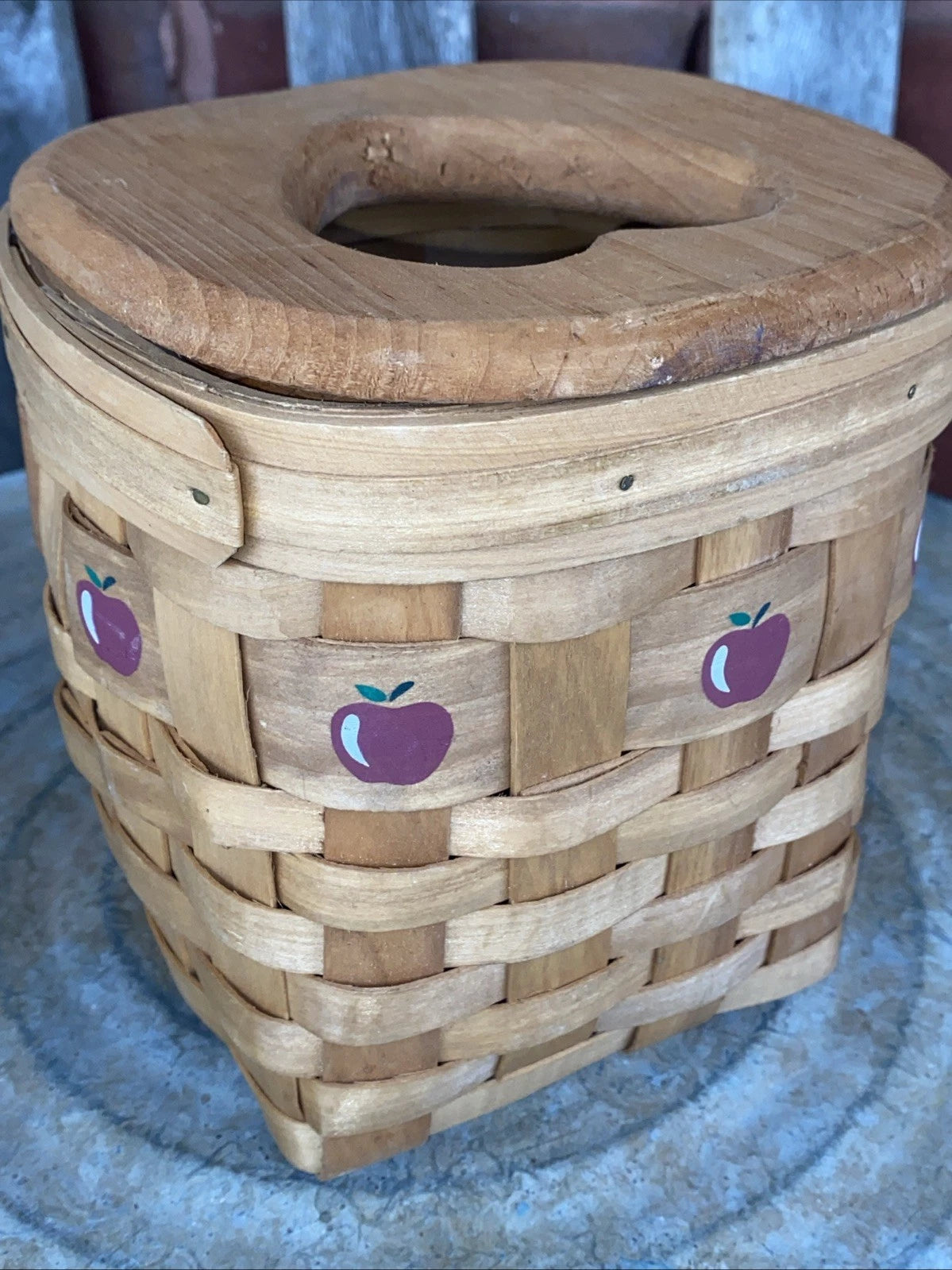Woven Basket With Wood Lid Painted Apple Design Tissue Box Holder County Decor | eBay