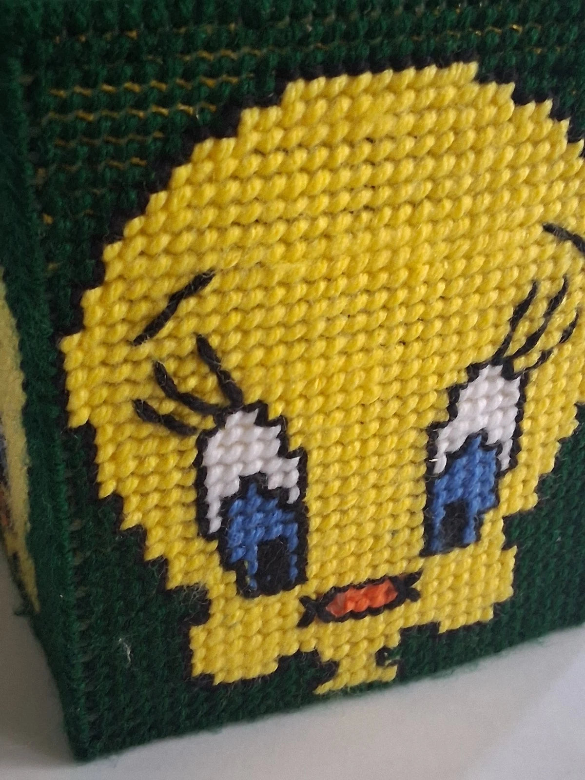 Tissue Box Cover Tweety Bird Nursery Classroom Yarn Cross Stitch Handmade Green | eBay