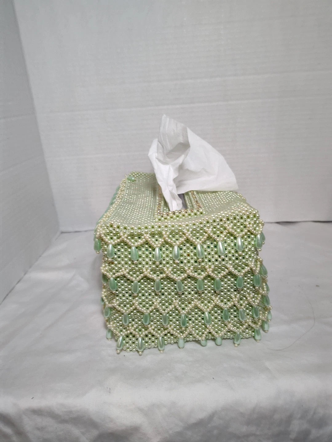 Handmade Green & White Beaded Tissue Box Cover 9.5"x4.5"x 5.5" Standard box size | eBay