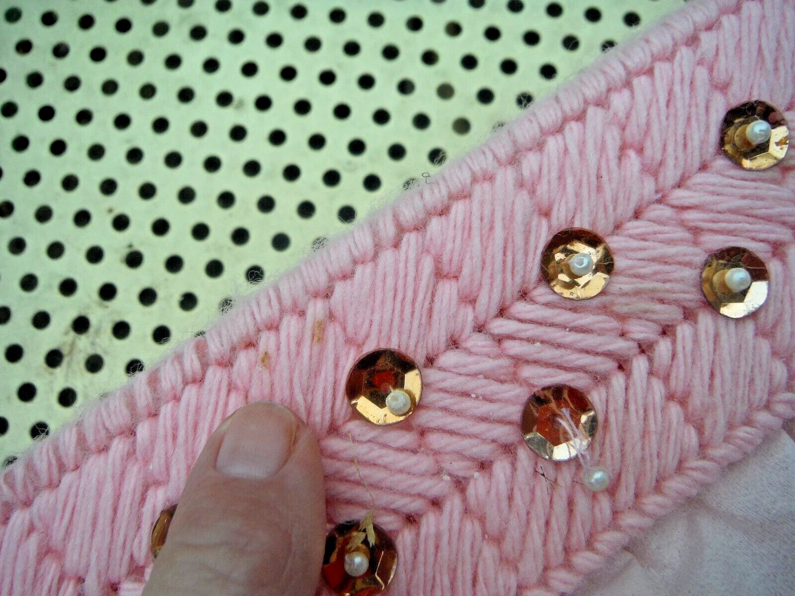 Vintage Needlework Rectangular Pink & Gold Tissue Box Cover & 1976 Box Tissues | eBay