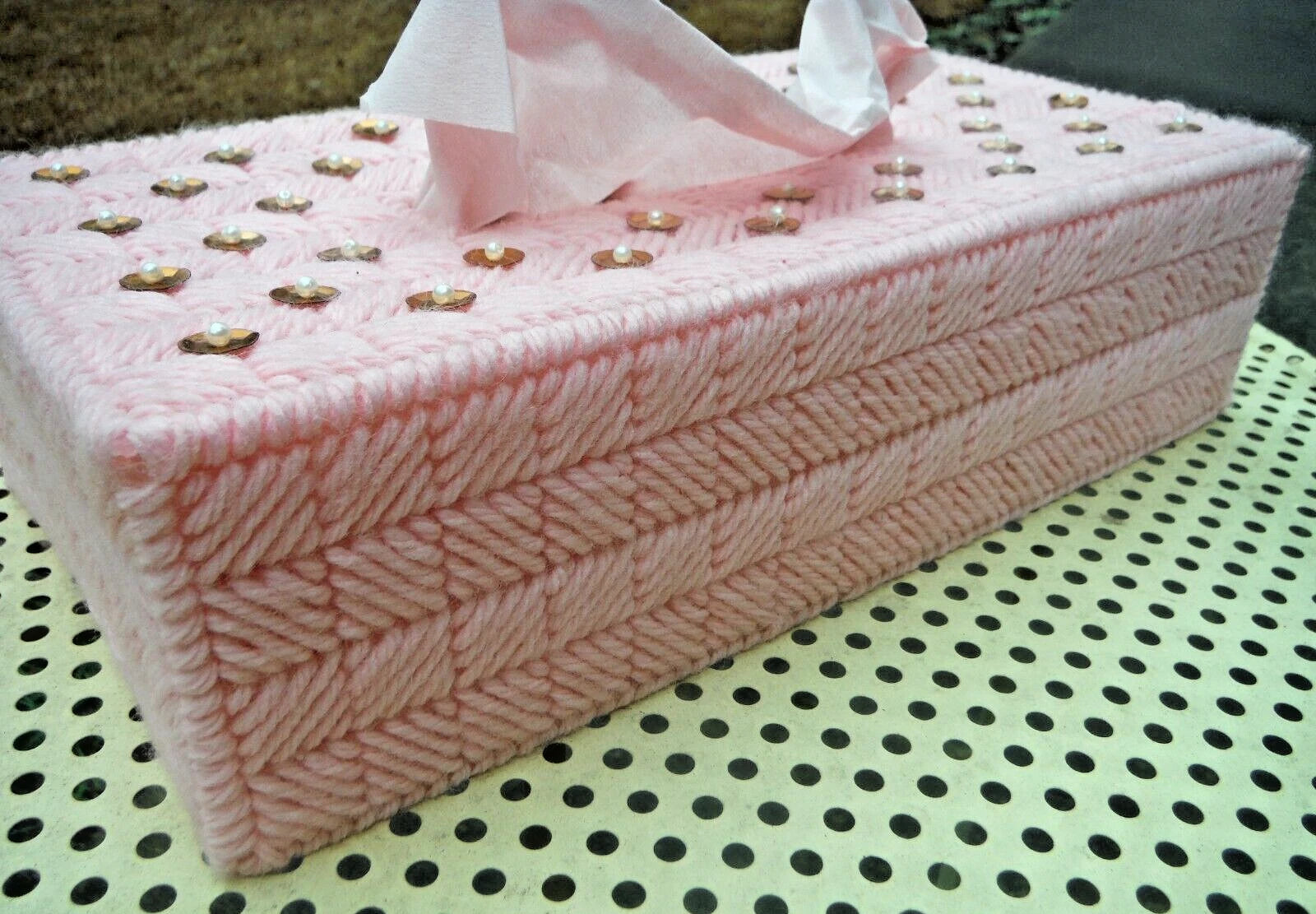 Vintage Needlework Rectangular Pink & Gold Tissue Box Cover & 1976 Box Tissues | eBay