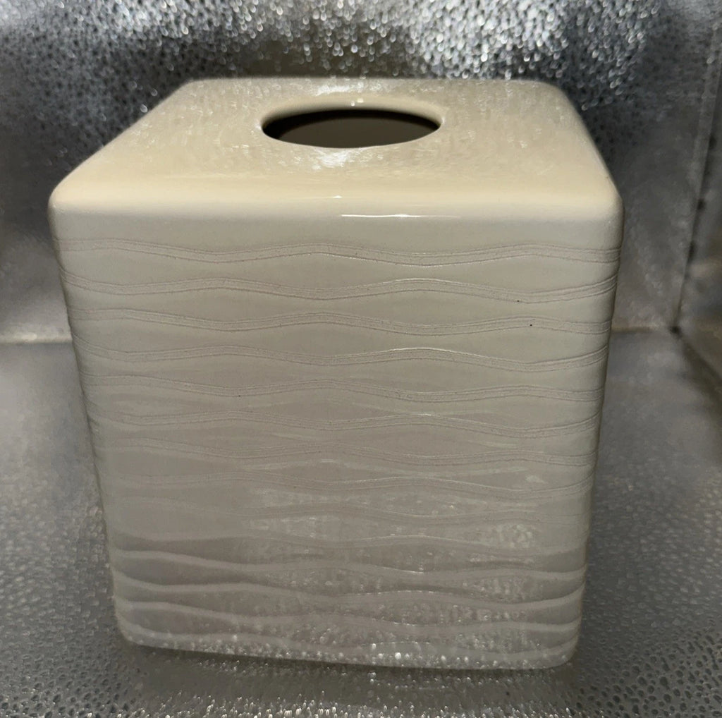 Croscill “Aqualonia” Tissue Box Cover Lines Textured Ribbed Ceramic | eBay