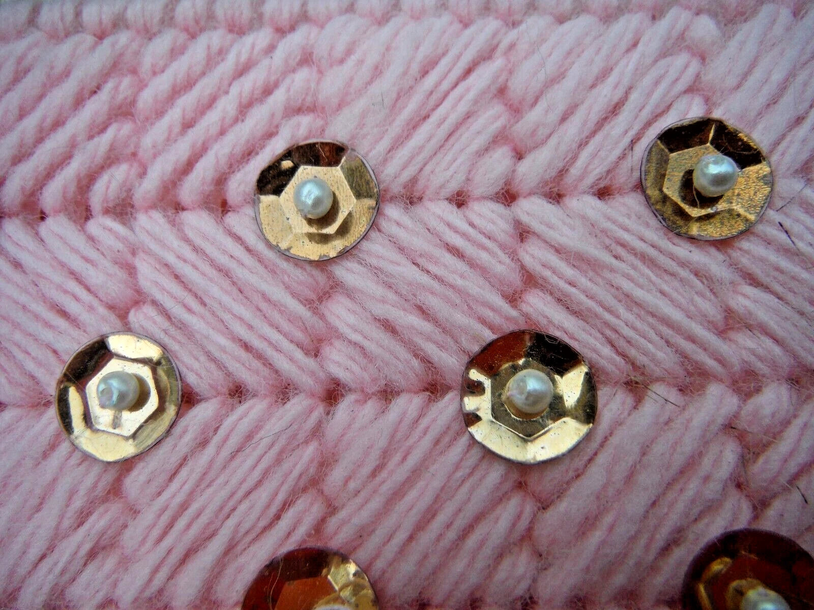 Vintage Needlework Rectangular Pink & Gold Tissue Box Cover & 1976 Box Tissues | eBay