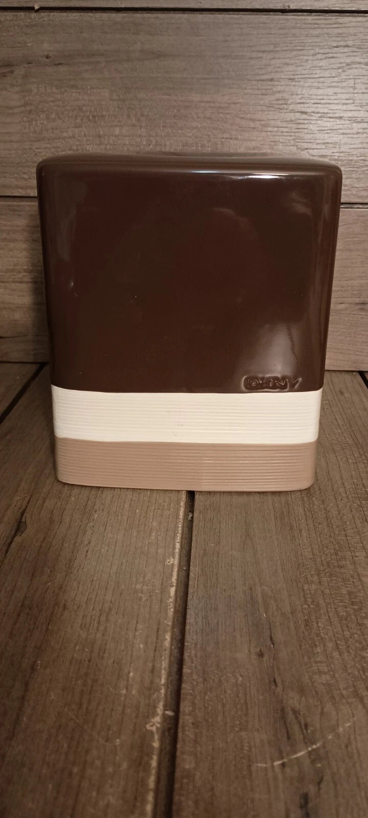 DKNY Donna Karan Tissue Box Cover Brown White Beige | eBay