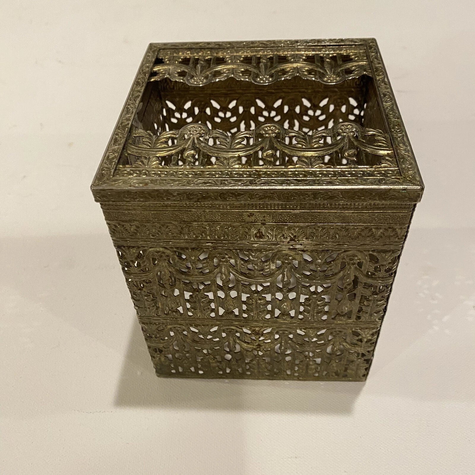 Vintage Hollywood Regency Tissue Box Holder Brass Filigree Square MCM Gold Tone | eBay