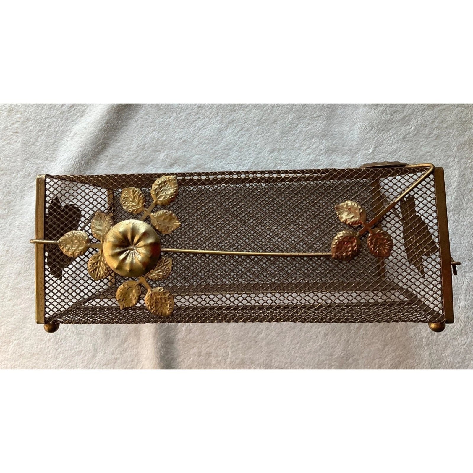VTG MCM Tissue Box Cover Gold Tone Wire Mesh Hollywood Regency Leaves Flowers 3D | eBay