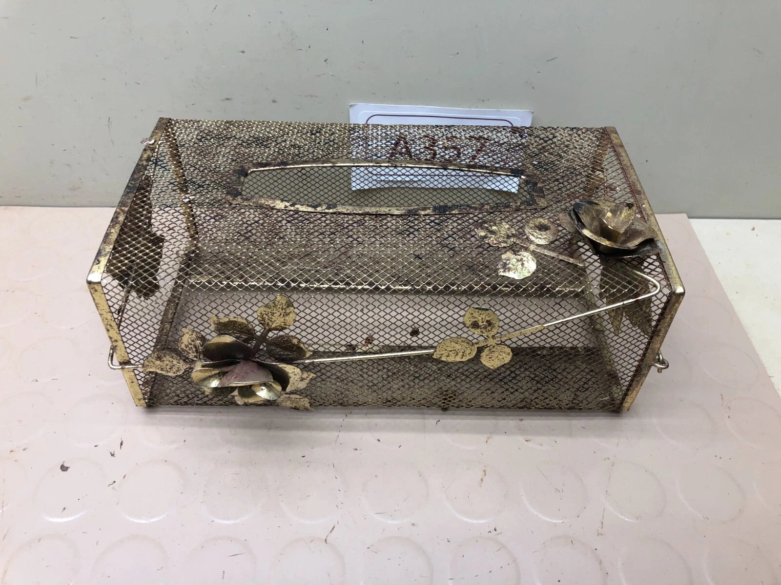 Vintage Tissue Box Cover Gold-Tone With Roses Metal Mesh Vanity Kleenex Holder | eBay