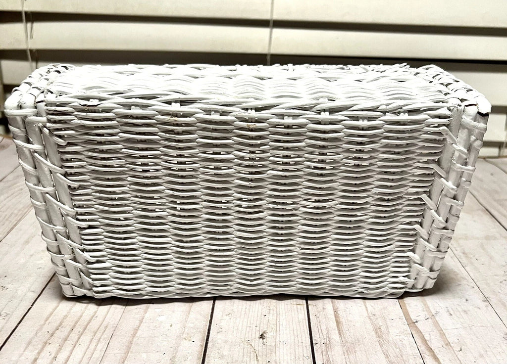 Vintage Woven Wicker Rattan White Tissue Box Cover Farmhouse Style 10x5 | eBay